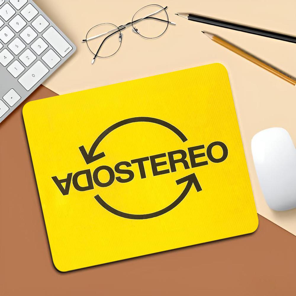 Gustavo Cerati Soda Stereo Mou - Laptop Accessories Bundle ulasan dan harga