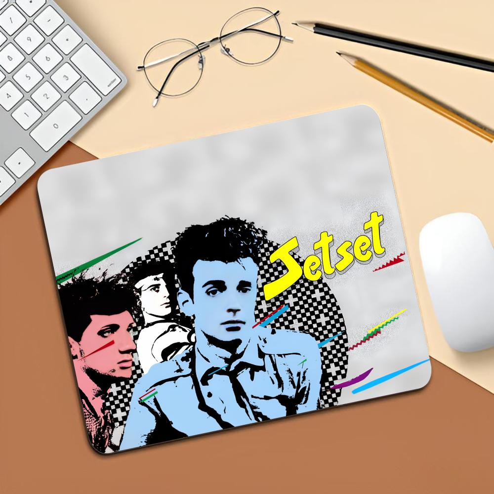 Gustavo Cerati Soda Stereo Mou - Laptop Accessories Bundle ulasan dan harga