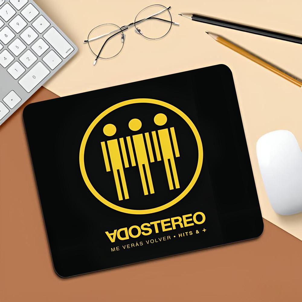 Gustavo Cerati Soda Stereo Mou - Laptop Accessories Bundle ulasan dan harga